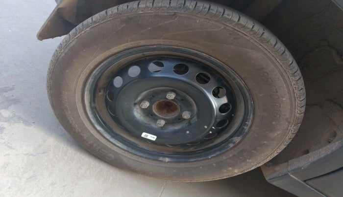 2024 Tata PUNCH ADVENTURE RHYTHM PACK AMT, Petrol, Automatic, 19,230 km, tyre