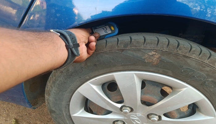 2013 Hyundai Eon MAGNA +, Petrol, Manual, 48,293 km, tyre