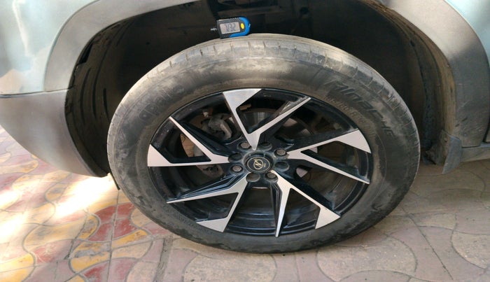 2024 Tata PUNCH ADVENTURE MT CNG , CNG, Manual, 29,723 km, tyre