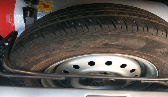 2021 Maruti New Wagon-R LXI CNG 1.0, CNG, Manual, 17,193 km, tyre