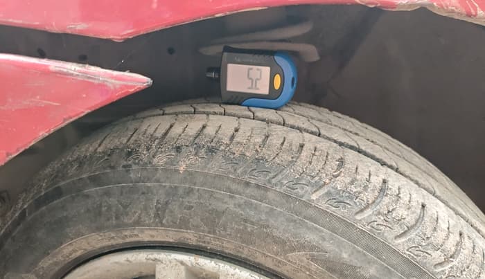 2011 Toyota Etios G, Petrol, Manual, 69,308 km, tyre