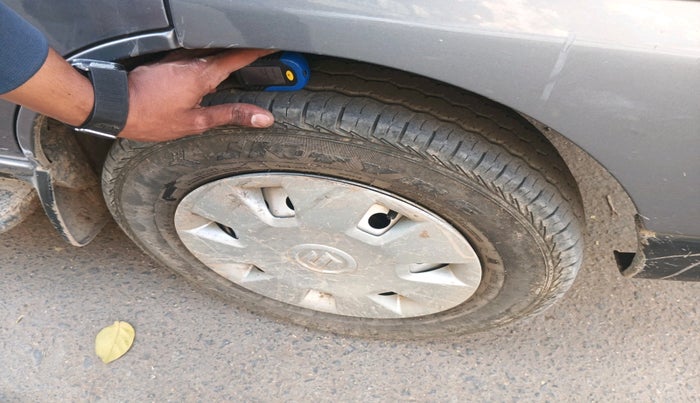 2025 Maruti Eeco 5 STR AC CNG, CNG, Manual, 19,341 km, tyre