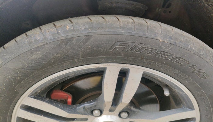 2018 Hyundai Creta E PLUS 1.4 DIESEL, Diesel, Manual, 1,59,800 km, tyre