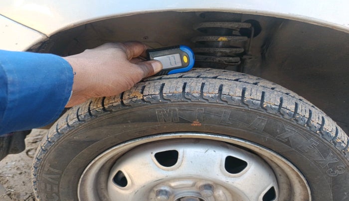 2012 Maruti Zen Estilo LXI CNG, CNG, Manual, 77,894 km, tyre