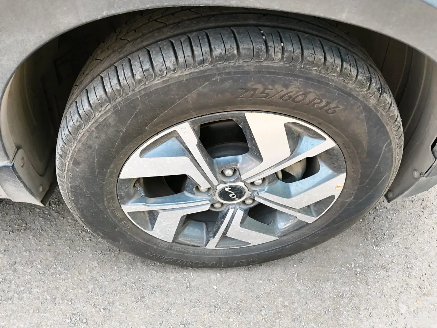 2021 KIA SONET HTX 1.0 IMT, Petrol, Manual, 19,103 km, tyre