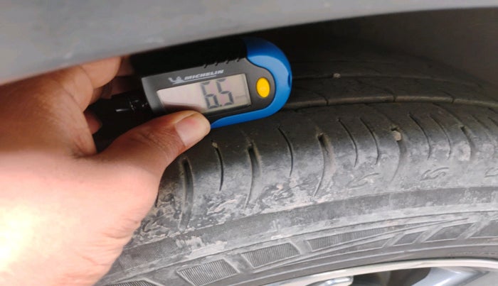 2018 Hyundai Creta SX AT 1.6 PETROL, Petrol, Automatic, 68,884 km, tyre