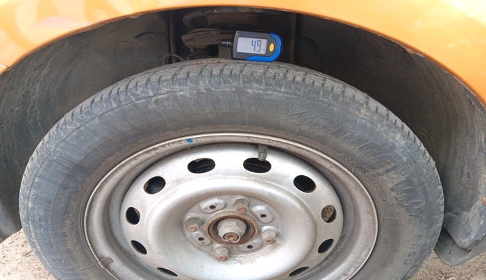 2017 Tata Tiago XZ PETROL, Petrol, Manual, 31,356 km, tyre