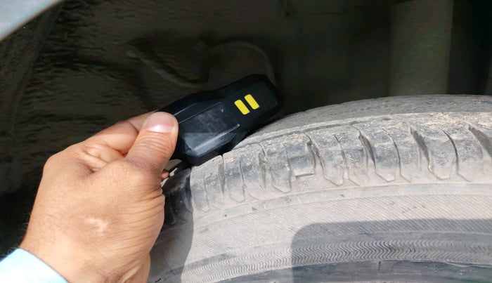 2021 Tata ALTROZ XE PETROL, Petrol, Manual, 45,297 km, tyre