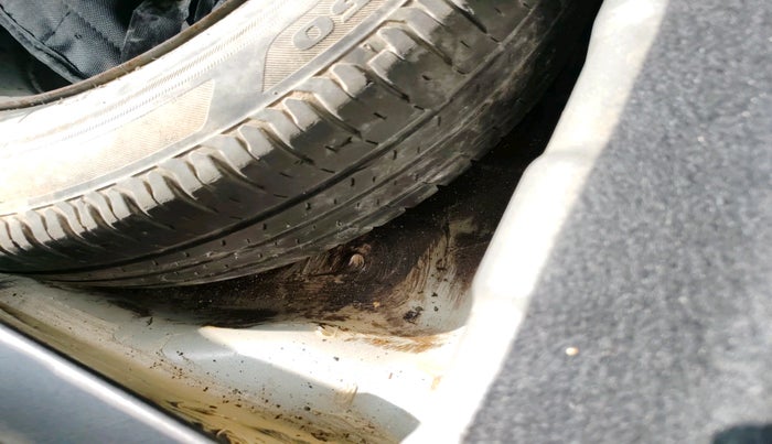 2021 Tata ALTROZ XE PETROL, Petrol, Manual, 45,297 km, tyre