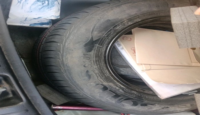 2023 KIA SELTOS HTE 1.5 PETROL, CNG, Manual, 93,385 km, tyre