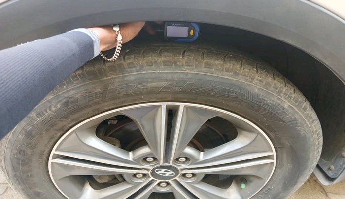 2016 Hyundai Creta SX (O) 1.6 DIESEL, Diesel, Manual, 91,795 km, tyre