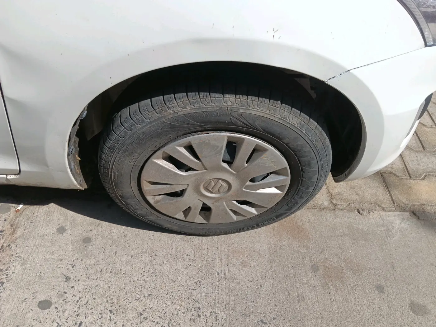 2014 Maruti Swift VDI, Diesel, Manual, 1,48,921 km, tyre