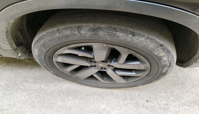 2022 Tata Harrier XZ PLUS 2.0L DARK EDITION, Diesel, Manual, 1,10,290 km, tyre