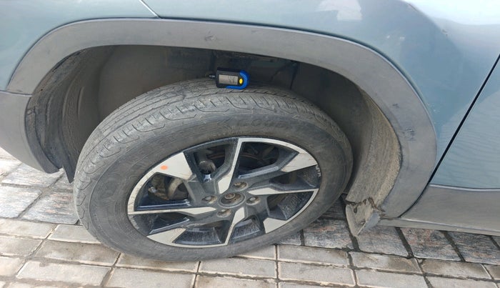 2023 Tata PUNCH ACCOMPLISHED AMT, Petrol, Automatic, 38,852 km, tyre