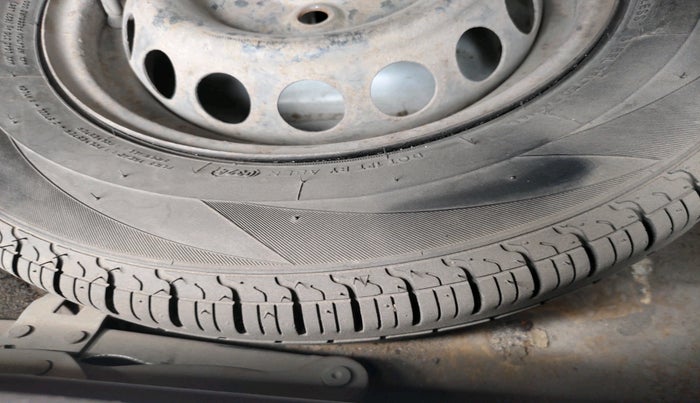 2015 Maruti Alto 800 LXI, Petrol, Manual, 85,240 km, tyre