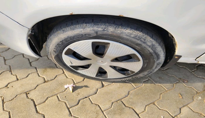 2013 Maruti Alto K10 VXI, CNG, Manual, 1,62,065 km, tyre