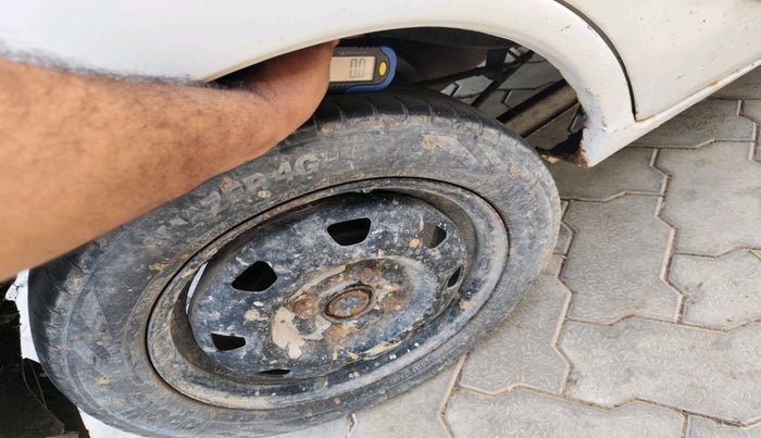 2013 Maruti Alto K10 VXI, CNG, Manual, 1,62,065 km, tyre