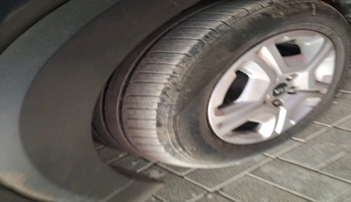 2020 KIA SONET HTK PLUS 1.0 IMT, Petrol, Manual, 87,287 km, tyre