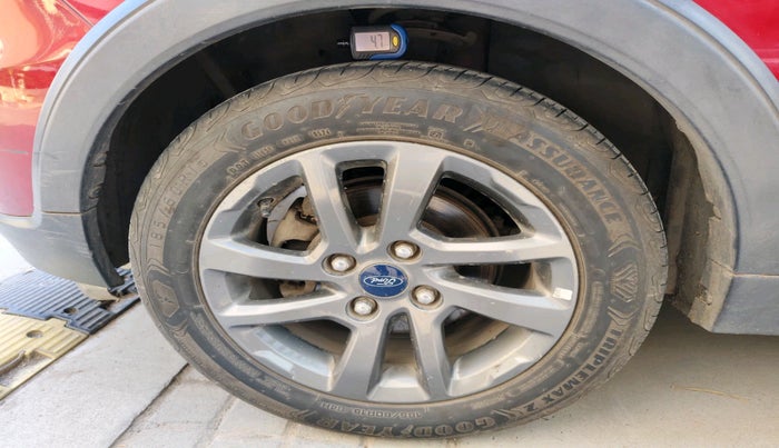 2018 Ford FREESTYLE TITANIUM 1.2 PETROL, Petrol, Manual, 97,332 km, tyre