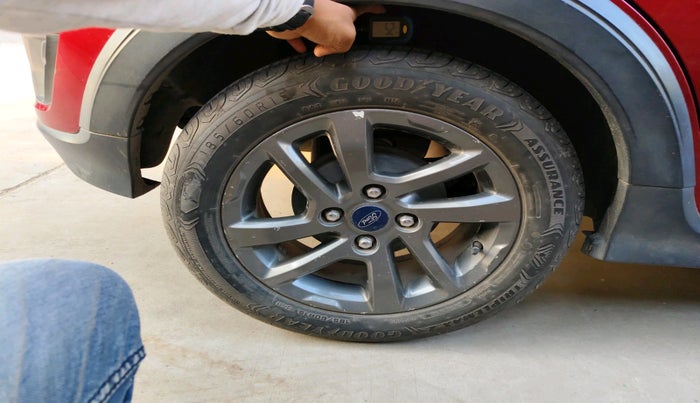 2018 Ford FREESTYLE TITANIUM 1.2 PETROL, Petrol, Manual, 97,332 km, tyre