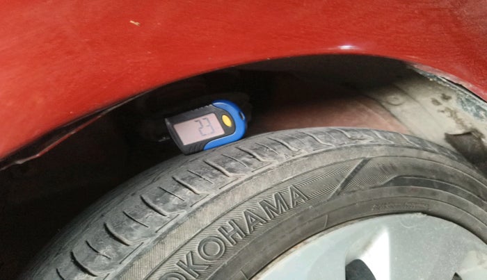 2014 Maruti Celerio VXI, Petrol, Manual, 66,125 km, tyre