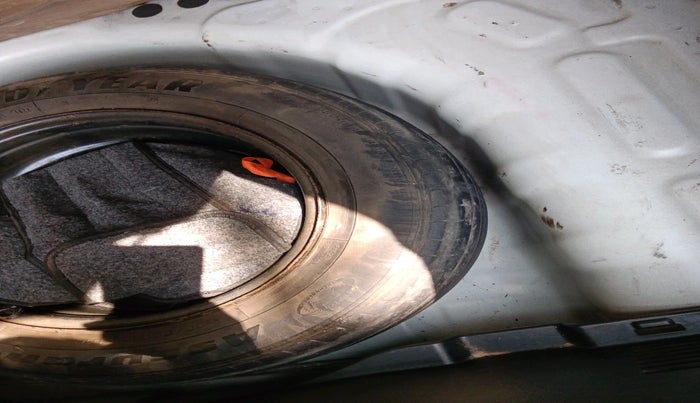 2022 Hyundai VENUE S 1.2, Petrol, Manual, 60,335 km, tyre