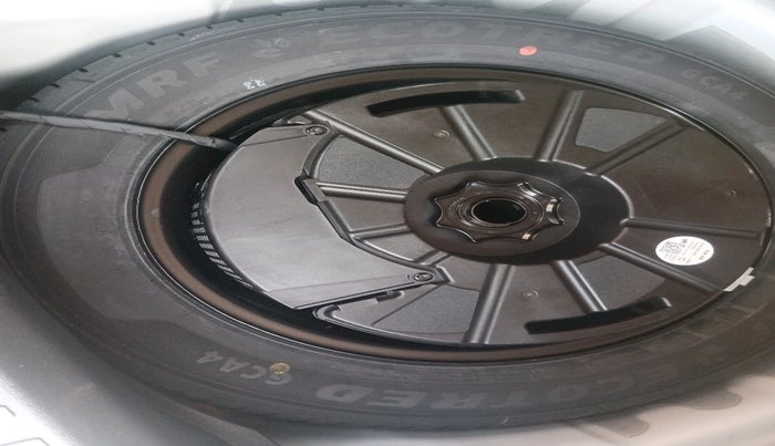 2024 Volkswagen TAIGUN GT PLUS 1.5 TSI DSG, Petrol, Automatic, 19,198 km, tyre