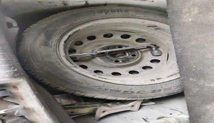 2011 Hyundai i20 MAGNA 1.4 CRDI, Diesel, Manual, 2,05,438 km, tyre