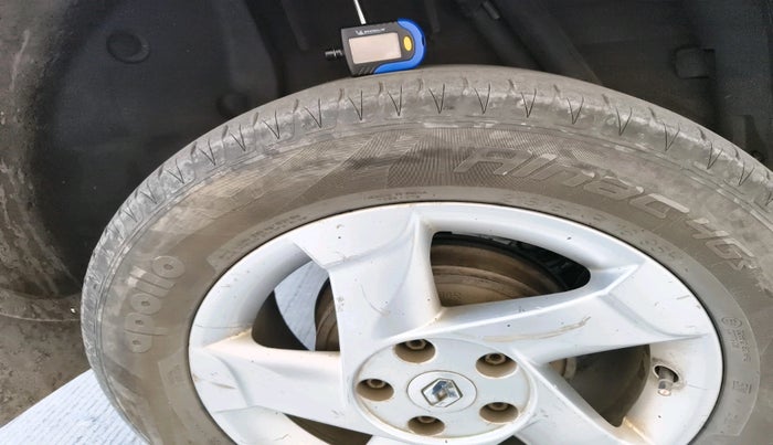 2012 Renault Duster 85 PS RXL DIESEL, Diesel, Manual, 1,74,969 km, tyre