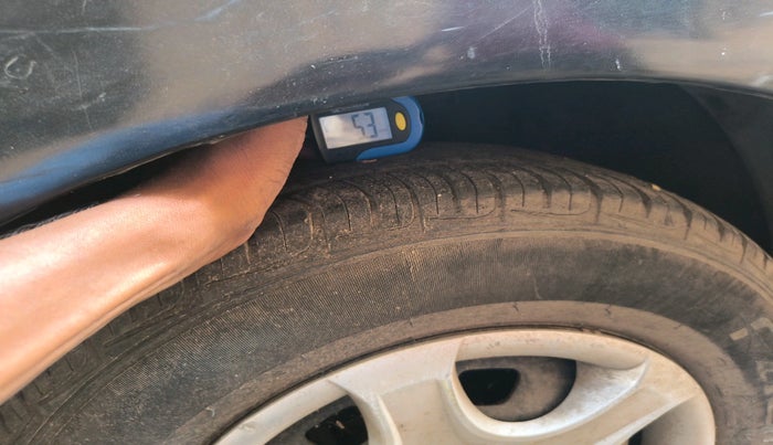 2005 Hyundai Accent GLS 1.6, Petrol, Manual, 64,263 km, tyre