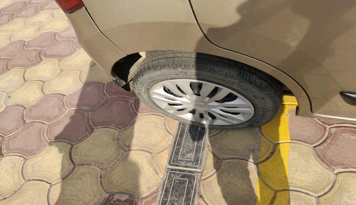 2013 Maruti Wagon R 1.0 VXI, Petrol, Manual, 1,12,699 km, tyre