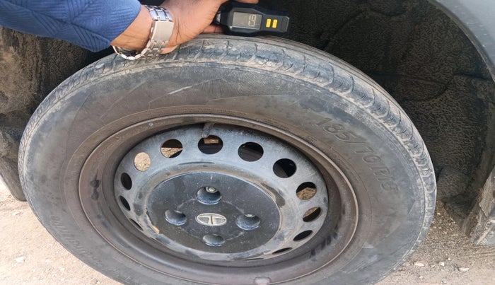 2023 Tata PUNCH PURE MT, Petrol, Manual, 96,658 km, tyre