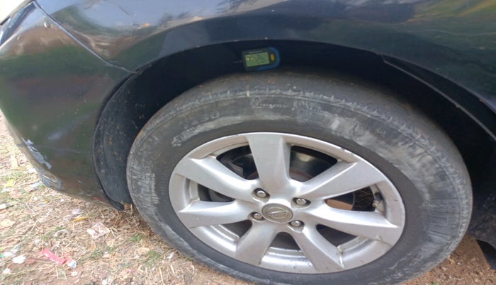 2012 Nissan Sunny XV DIESEL, Diesel, Manual, 1,59,374 km, tyre