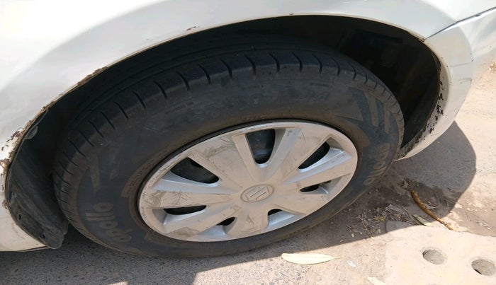 2011 Maruti Swift Dzire VXI, CNG, Manual, 1,26,962 km, tyre