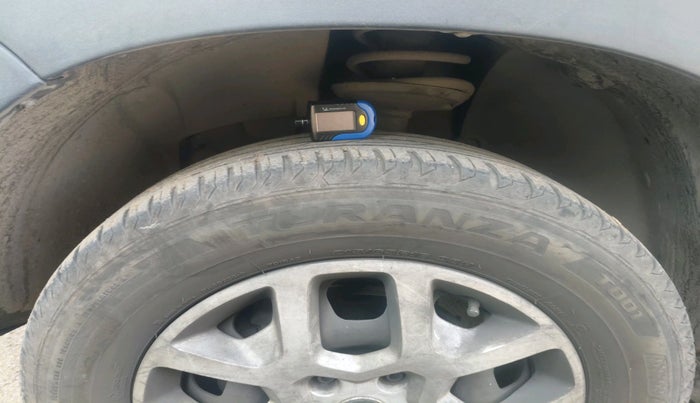 2018 Renault Duster RXL PETROL, Petrol, Manual, 1,02,542 km, tyre