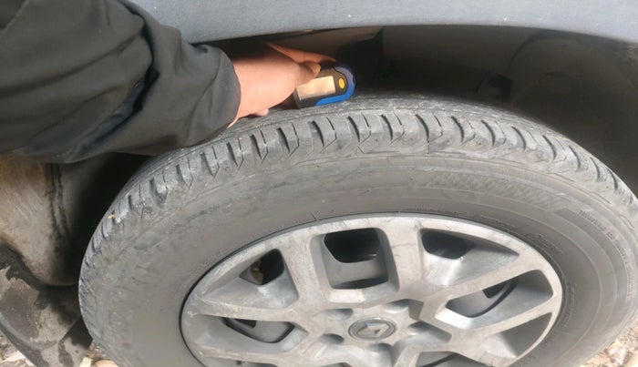 2018 Renault Duster RXL PETROL, Petrol, Manual, 1,02,542 km, tyre