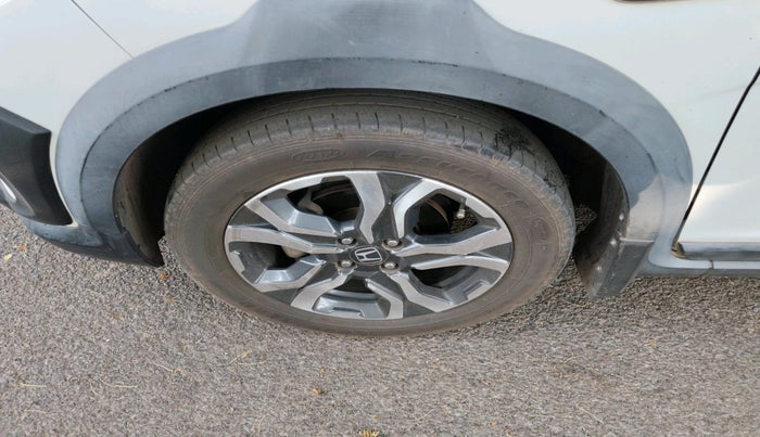 2018 Honda WR-V 1.5L I-DTEC VX MT, Diesel, Manual, 1,54,269 km, tyre