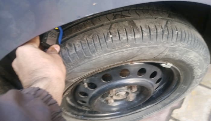 2011 Maruti Wagon R 1.0 VXI, Petrol, Manual, 1,34,990 km, tyre