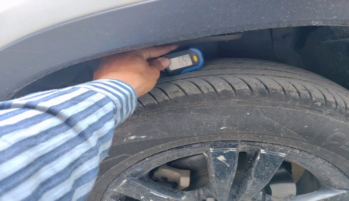 2019 Maruti Vitara Brezza ZDI, Diesel, Manual, 89,833 km, tyre