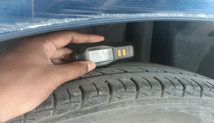 2019 Maruti Ciaz ZETA AT 1.5  SHVS PETROL, Petrol, Automatic, 31,318 km, tyre