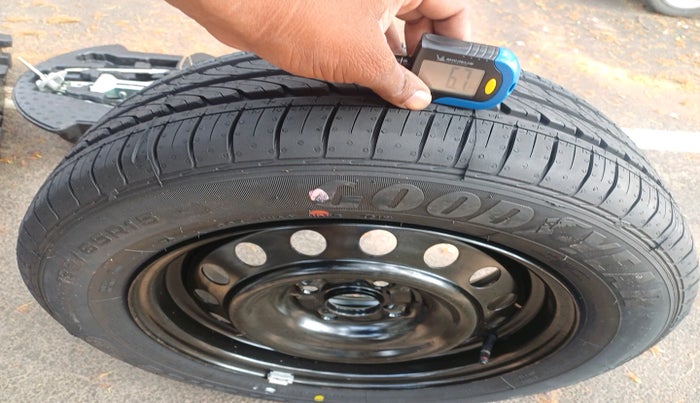 2017 Maruti Ciaz ZETA 1.4  MT PETROL, Petrol, Manual, 29,889 km, tyre