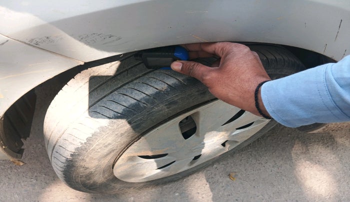 2019 Maruti Celerio VXI CNG, CNG, Manual, 90,028 km, tyre