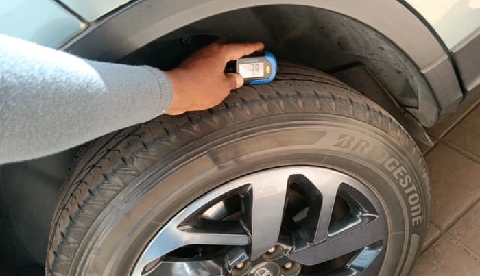 2021 Tata Safari XZA PLUS, Diesel, Automatic, 33,295 km, tyre