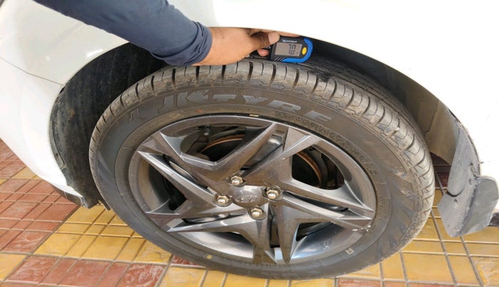 2021 Hyundai NEW I20 SPORTZ 1.5 MT, Diesel, Manual, 64,370 km, tyre