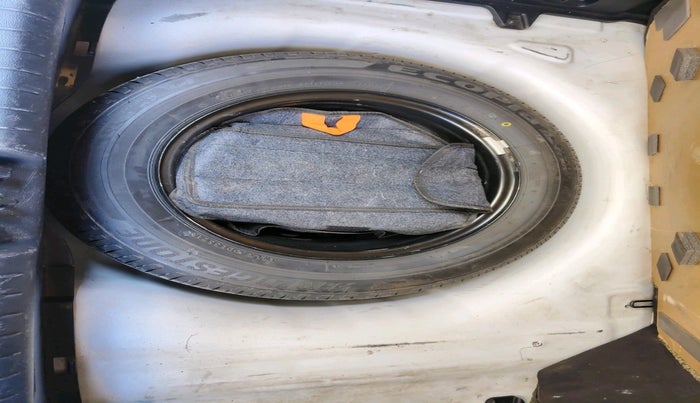 2021 Hyundai NEW I20 SPORTZ 1.5 MT, Diesel, Manual, 64,370 km, tyre