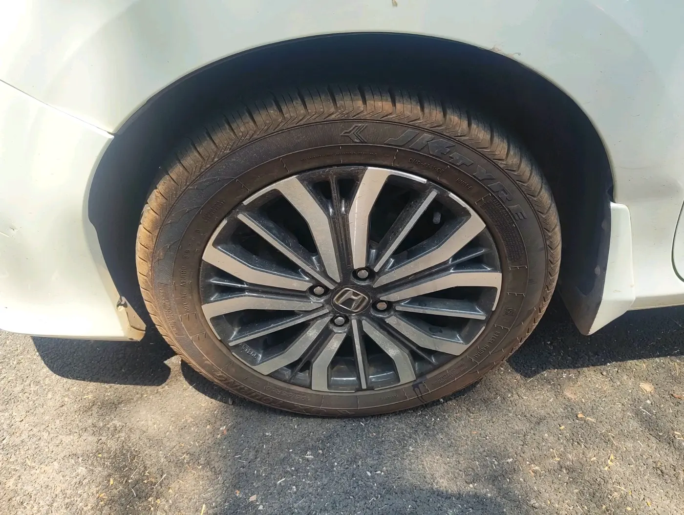 2017 Honda City 1.5L I-VTEC VX, Petrol, Manual, 65,109 km, tyre