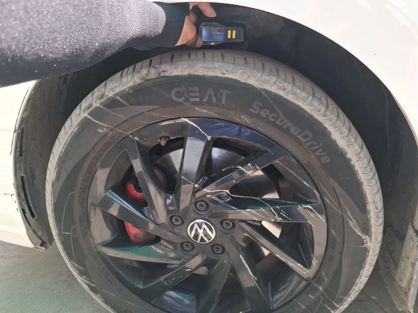 2023 Volkswagen VIRTUS GT PLUS TSI 1.5 EVO DSG, Petrol, Automatic, 54,171 km, tyre