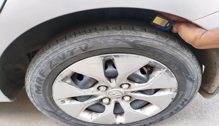 2015 Hyundai Xcent S 1.2, CNG, Manual, 1,10,110 km, tyre