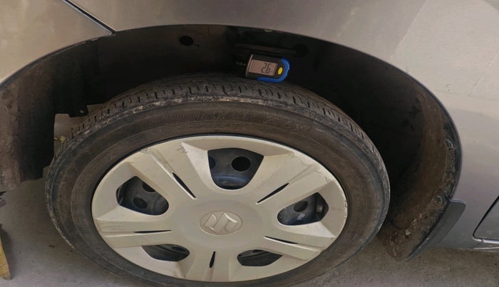 2014 Maruti Wagon R 1.0 VXI, Petrol, Manual, 44,629 km, tyre