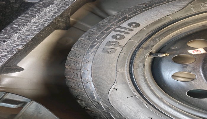 2014 Maruti Wagon R 1.0 VXI, Petrol, Manual, 44,629 km, tyre